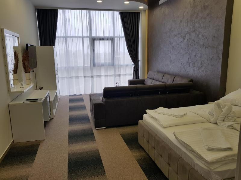 Hotel River Bijeljina Quarto foto