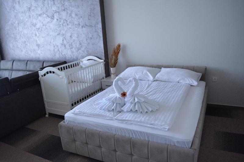 Hotel River Bijeljina Quarto foto
